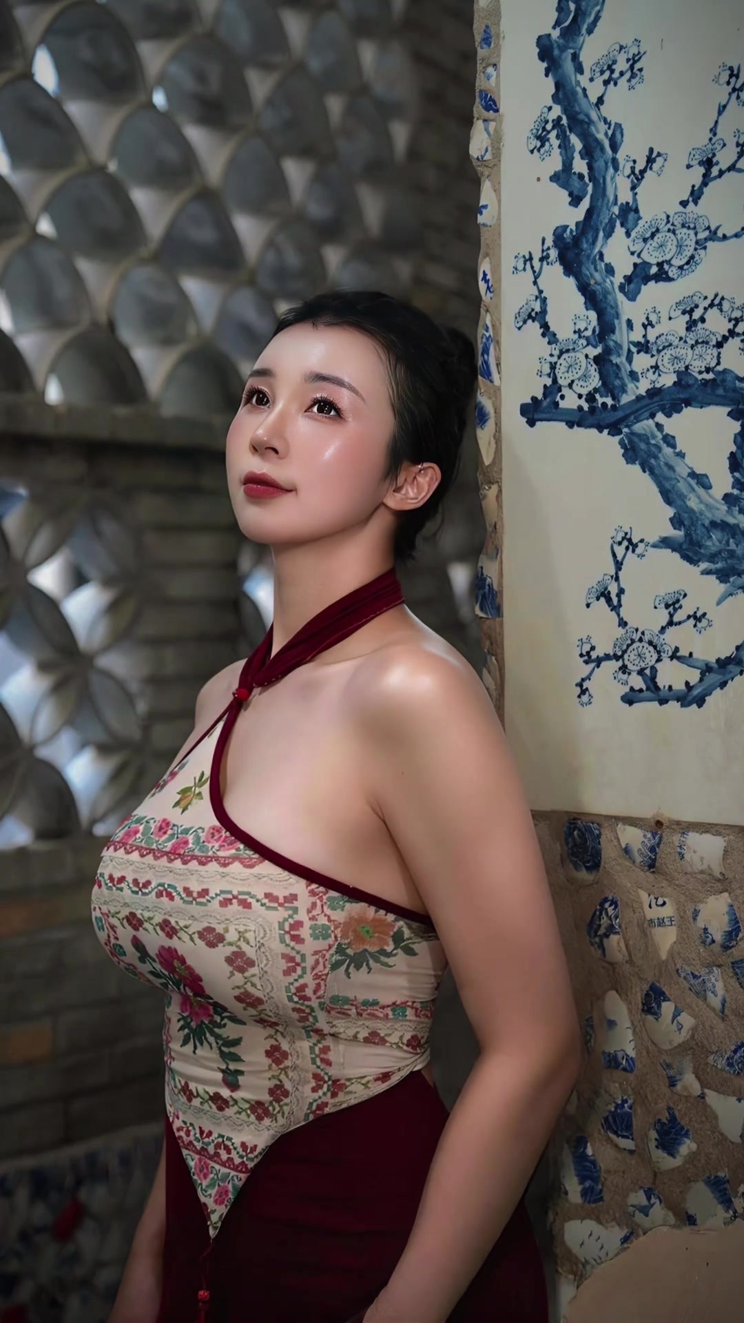 这身材好顶啊！张曼源旗袍造型直接美到失语。😍